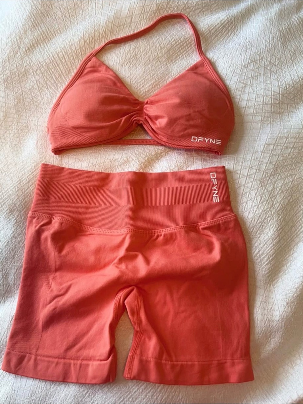 DFYNE Coral Ribbed Sports Bra & High-Waist  2PC Set